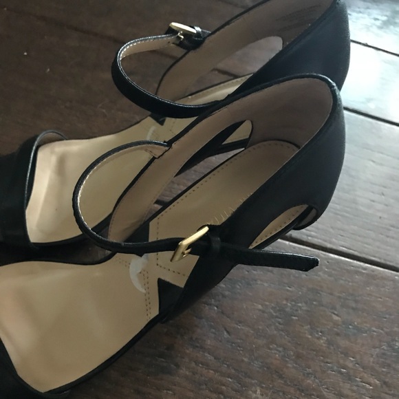 🎈🎈NWOB Gorgeous Leather Adrienne Vittadini Pumps - Picture 4 of 8